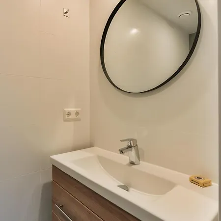 Luxury Garden View Apartment Zandvoort